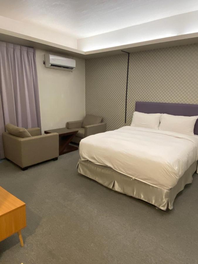 Aiyue Hotel Huwei Zewnętrze zdjęcie